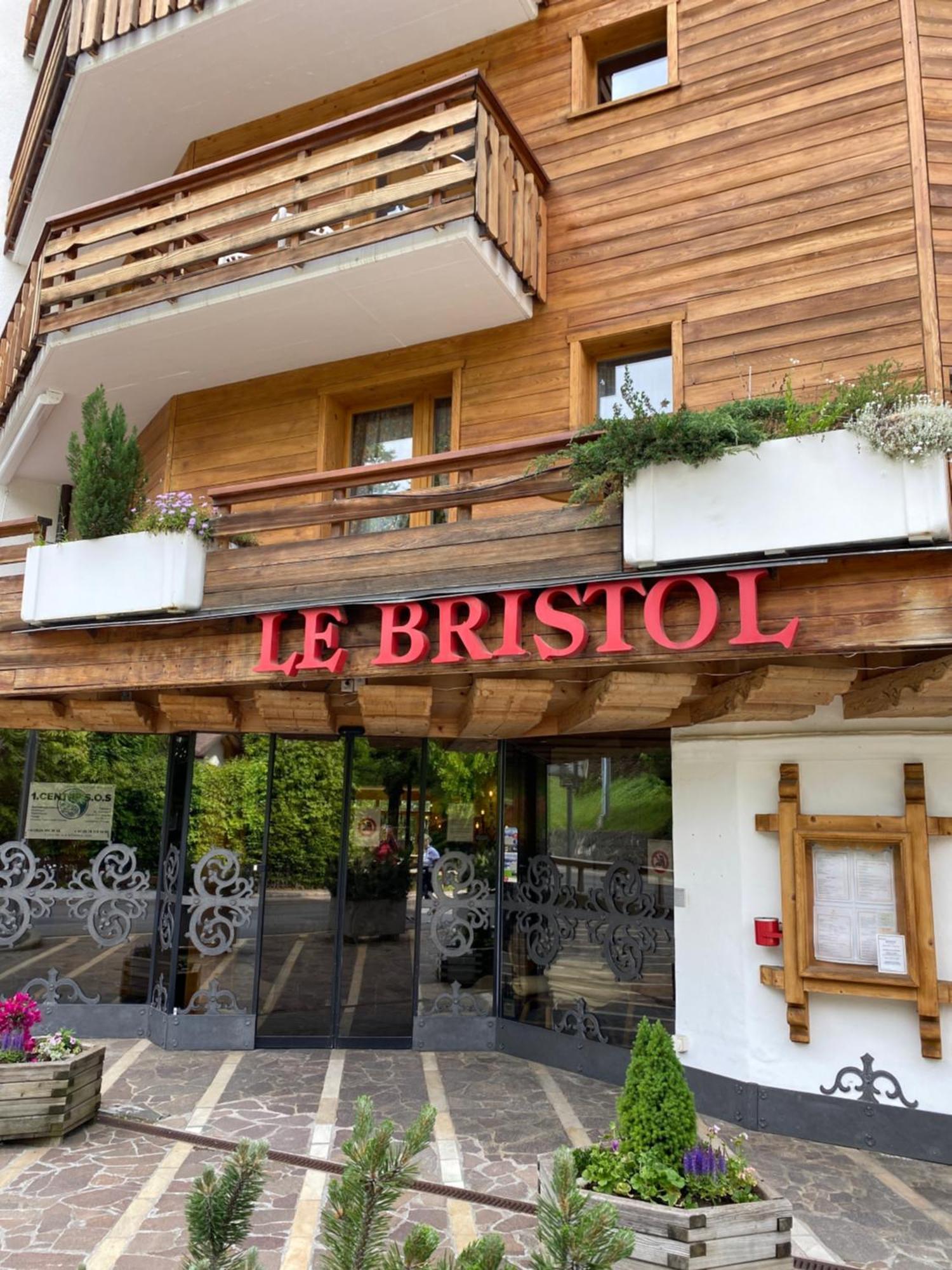 Le Bristol - Villars Bristol Apartments Buitenkant foto